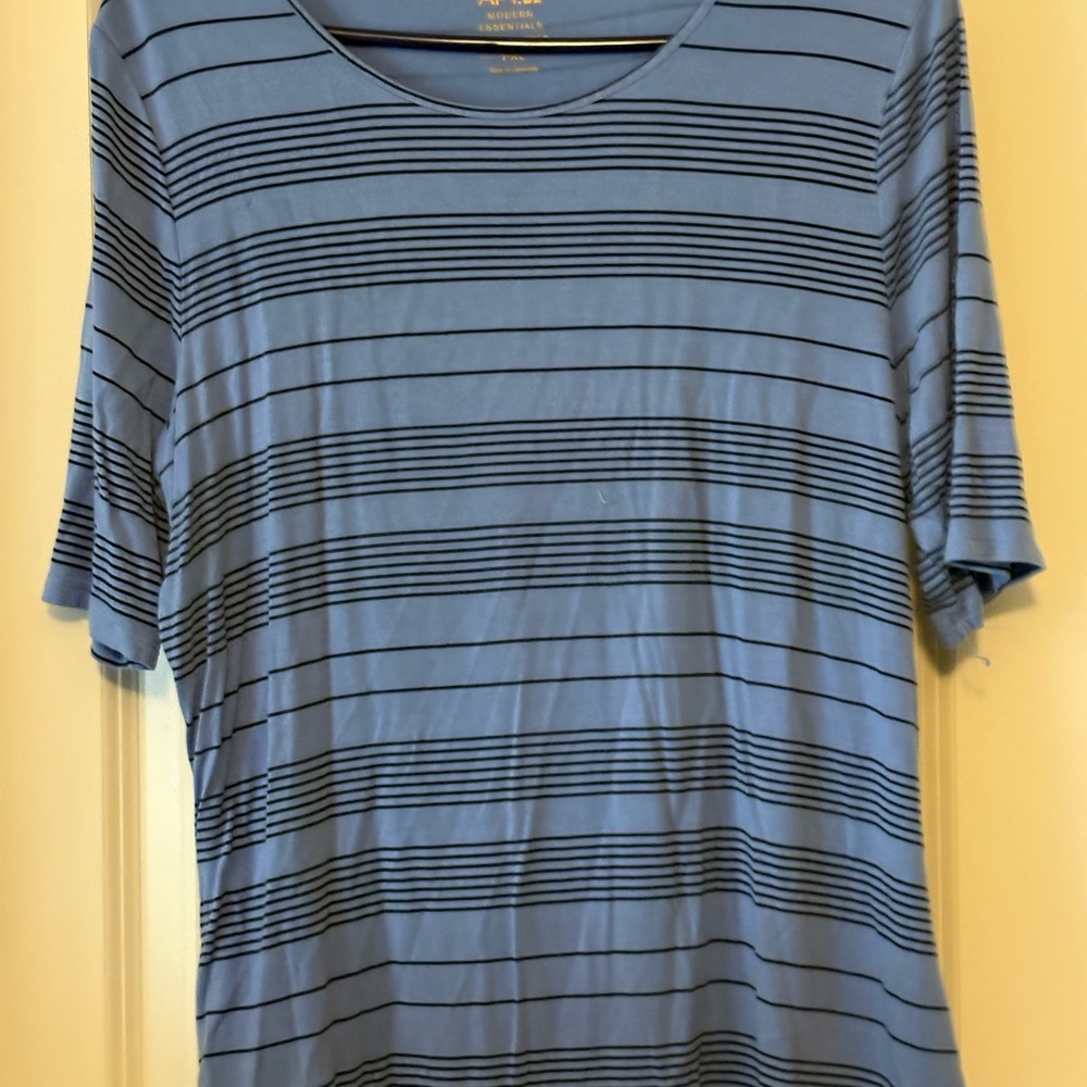 Apt. 9 Gray Elbow-Sleeve Top